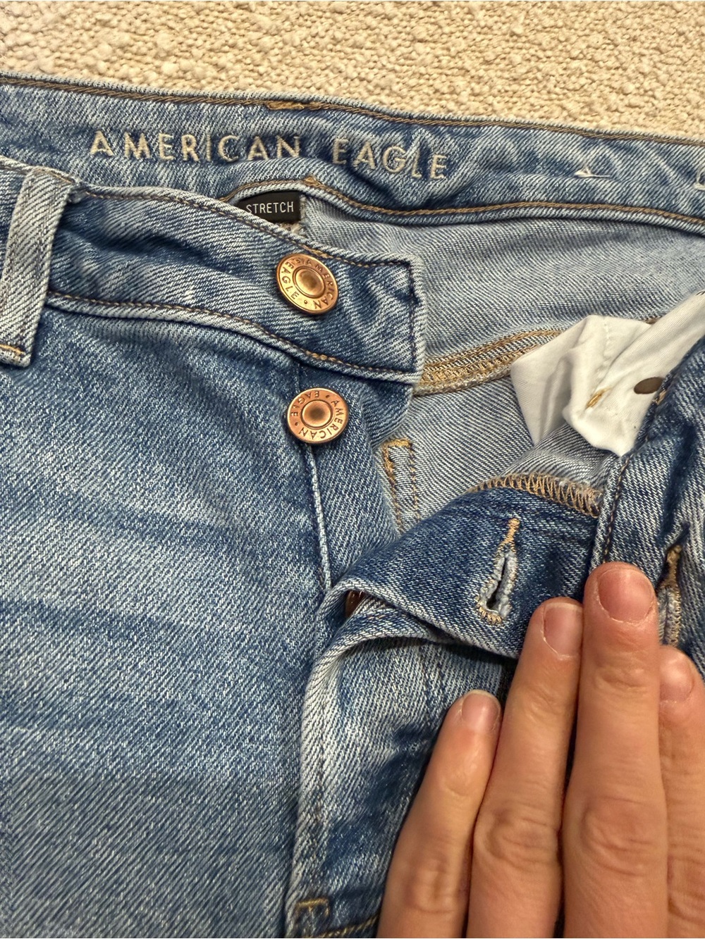 American Eagle Outfitters Light Wash High-Rise Women's Jeans